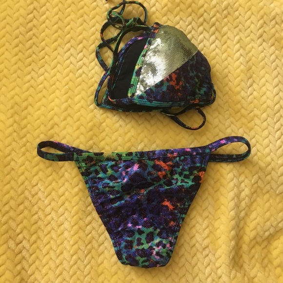 Veve swimwear bathing suit - Picture 2 of 2